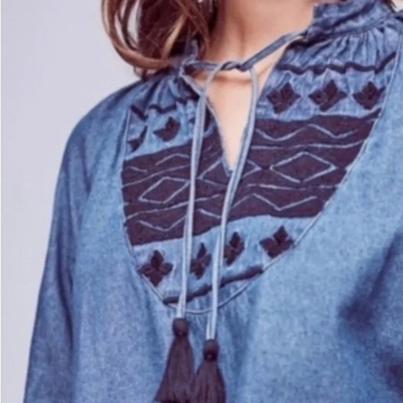 NWT Anthropologie Ne Quittez Pas Embroidered denim top - Picture 2 of 5
